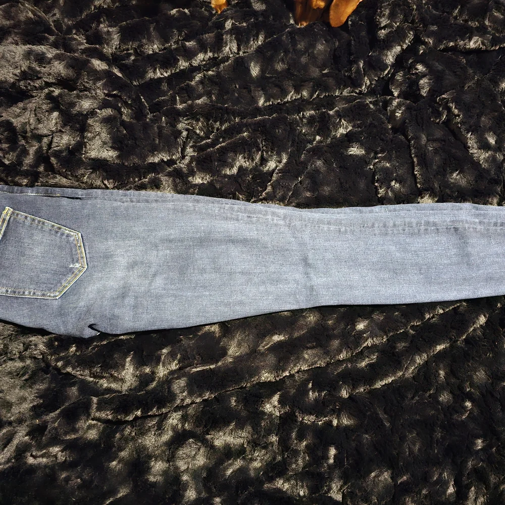 Distressed Blue Jeans - Picture 3 of 4